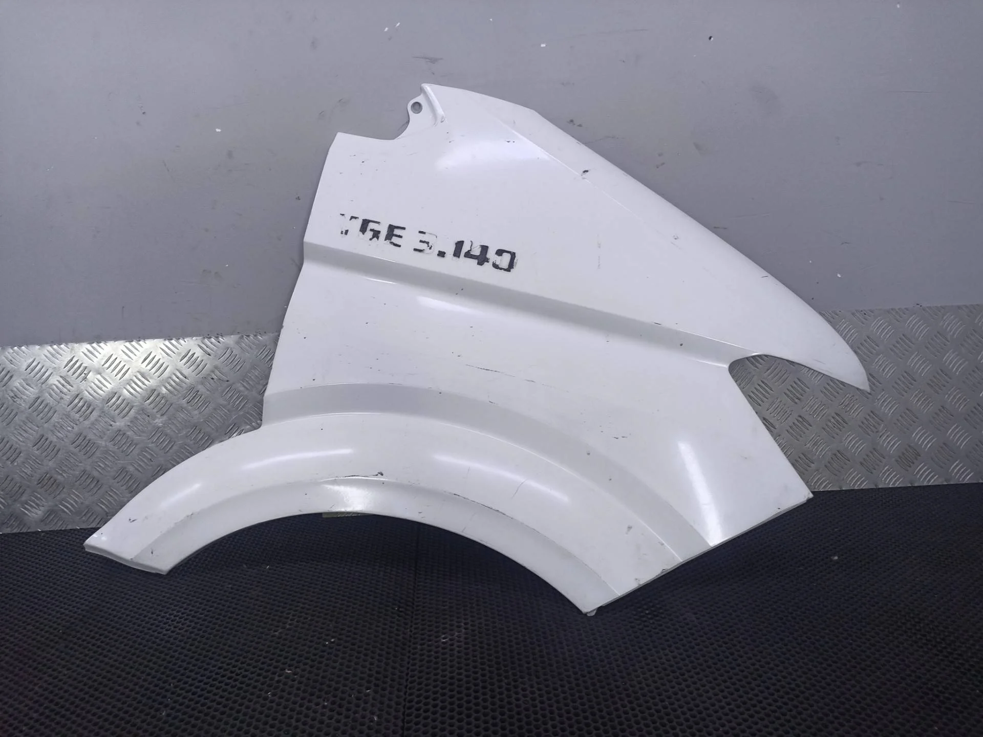 Крыло переднее правое Volkswagen Crafter 2 2017