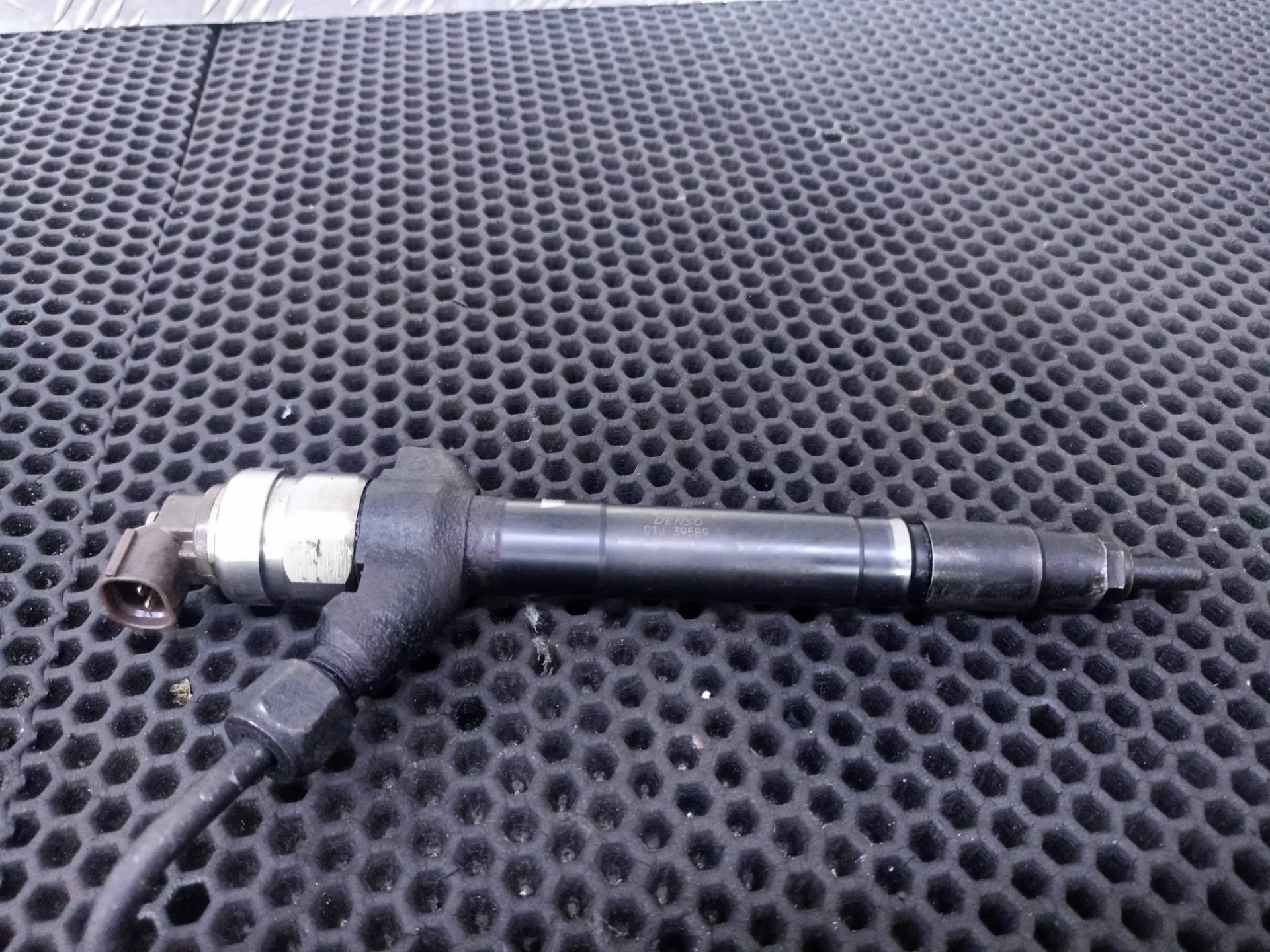 Форсунка топливная Peugeot Boxer 2 2010