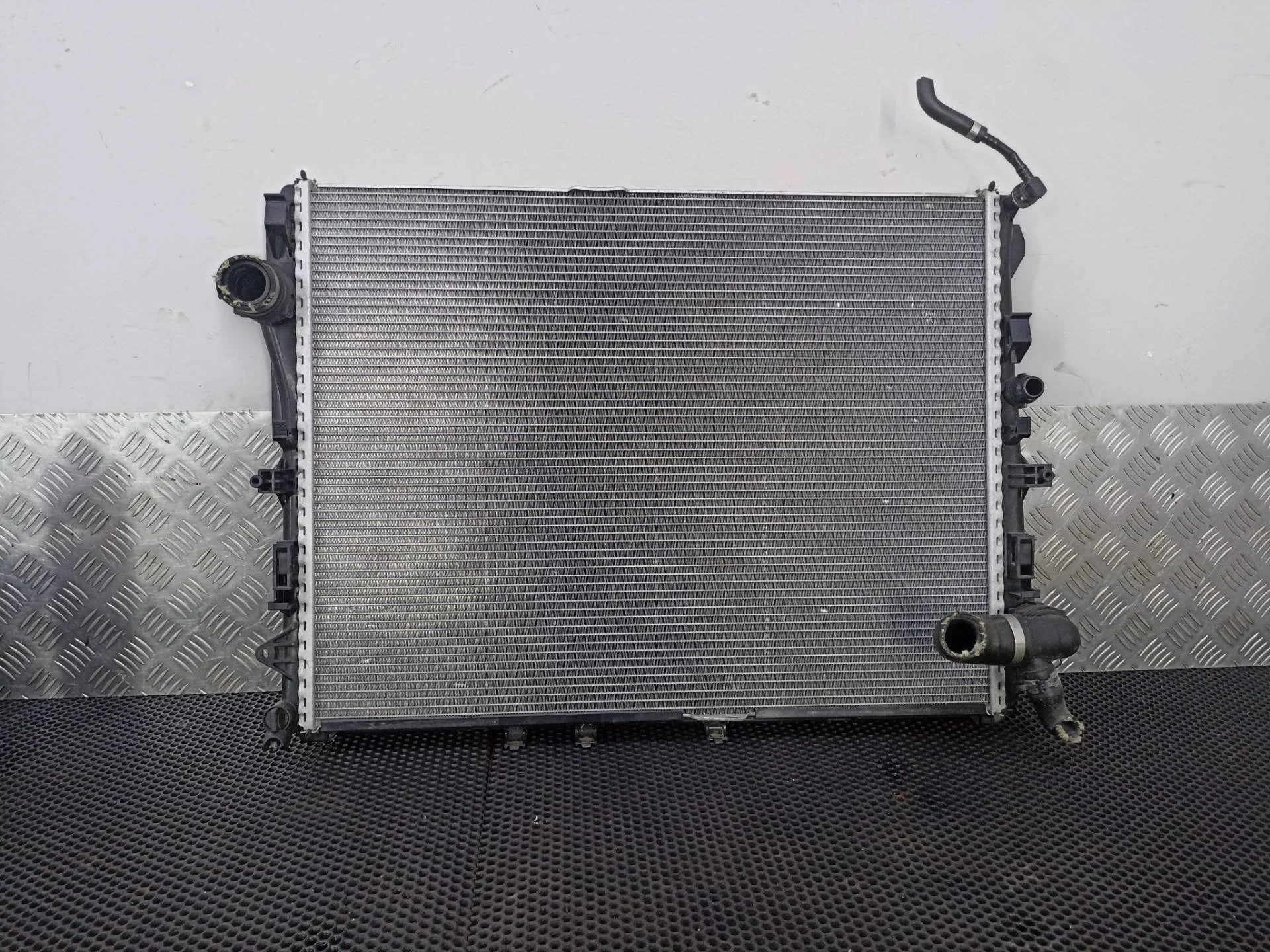 Радиатор основной Mercedes-Benz S W222 рест. 2017