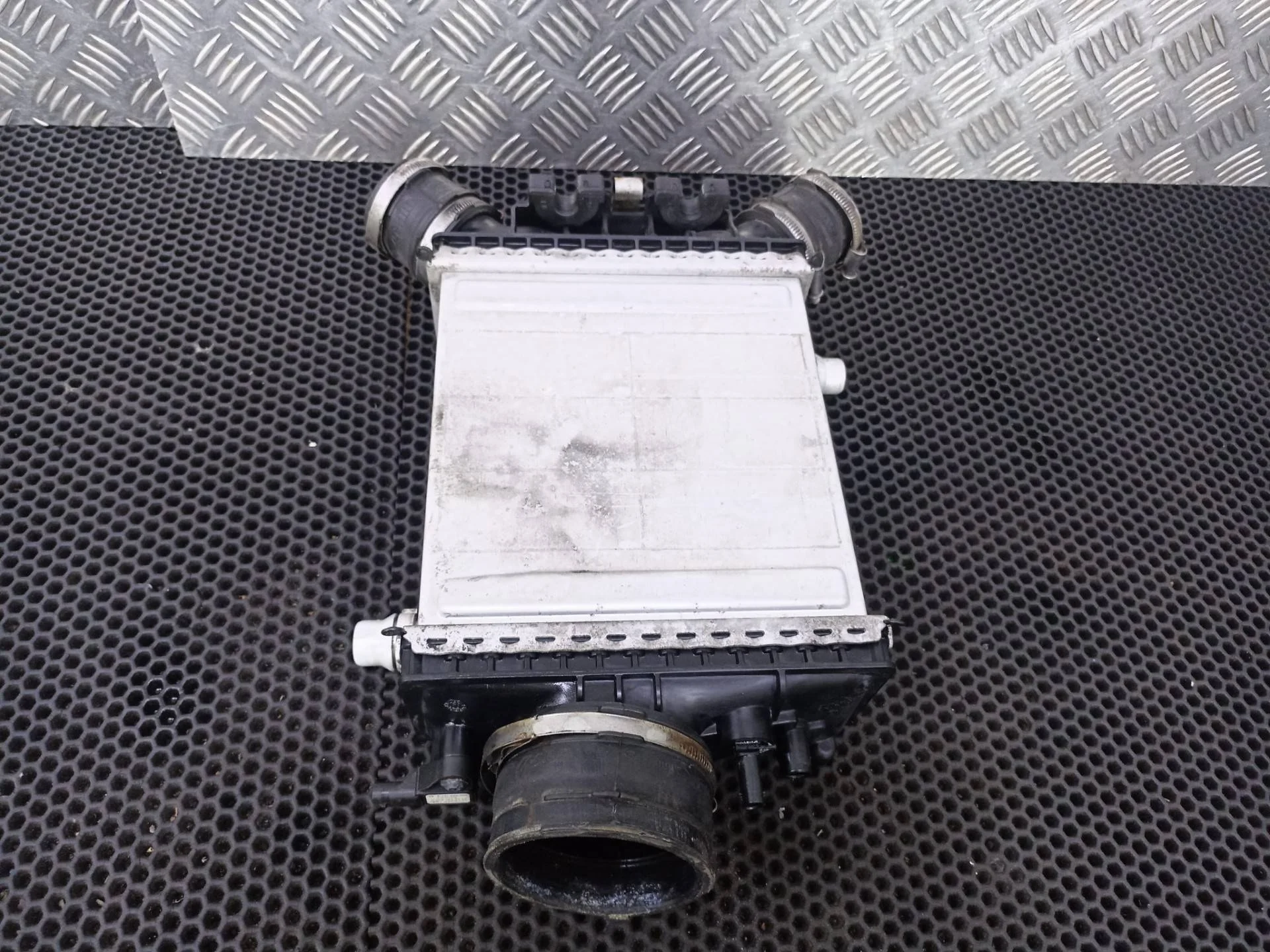 Интеркулер Mercedes-Benz S W222 2017 A2760900214