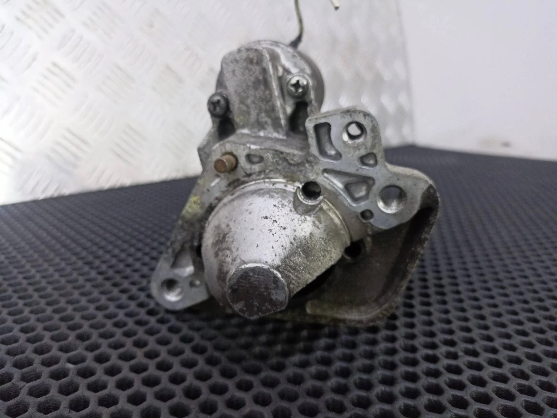 Стартер Renault Kangoo 2 2008 8200306595