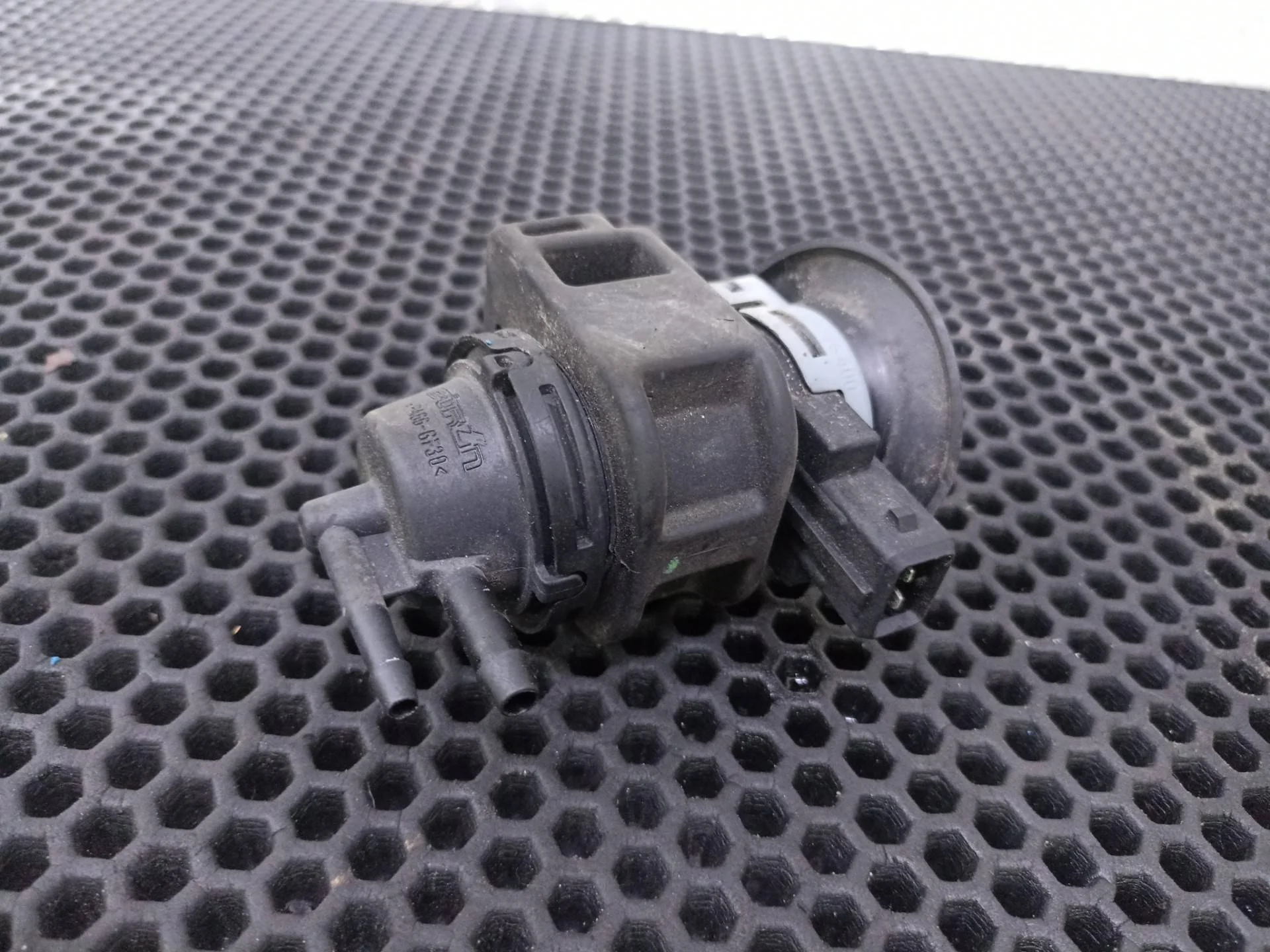 Электромагнитный клапан Renault Laguna 3 2009