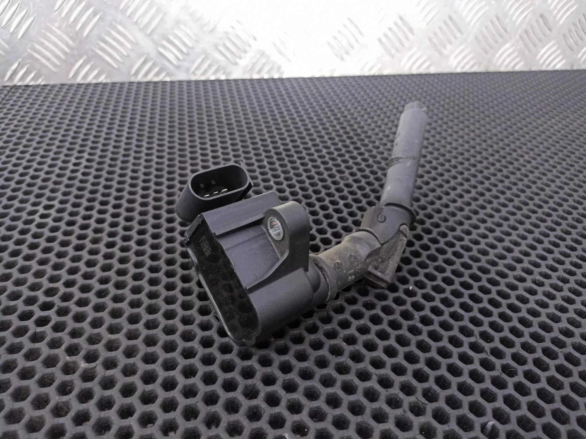 Катушка зажигания Renault Arkana 2020 224332935R