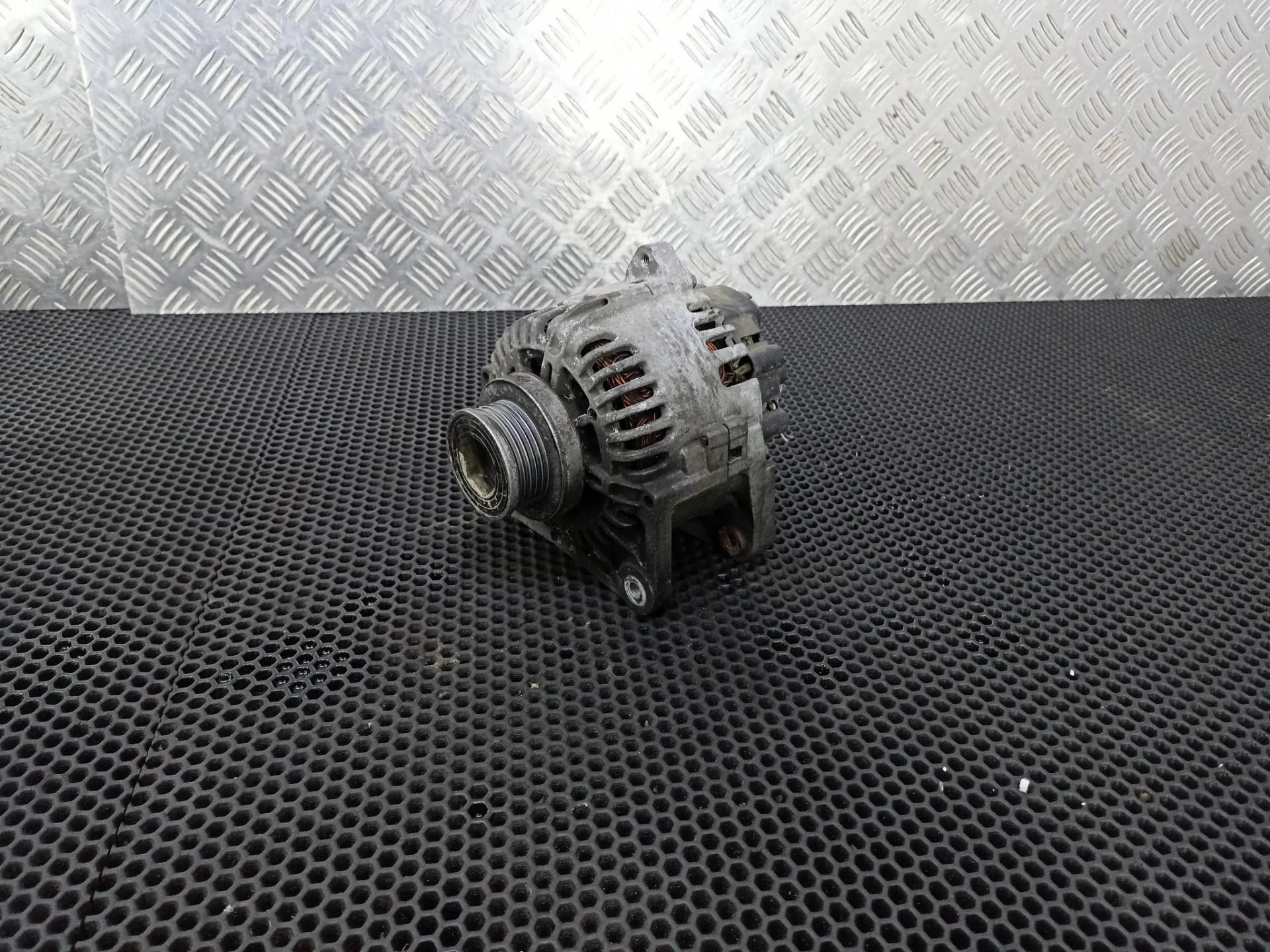 Генератор Renault Megane 2 2004 8200100907