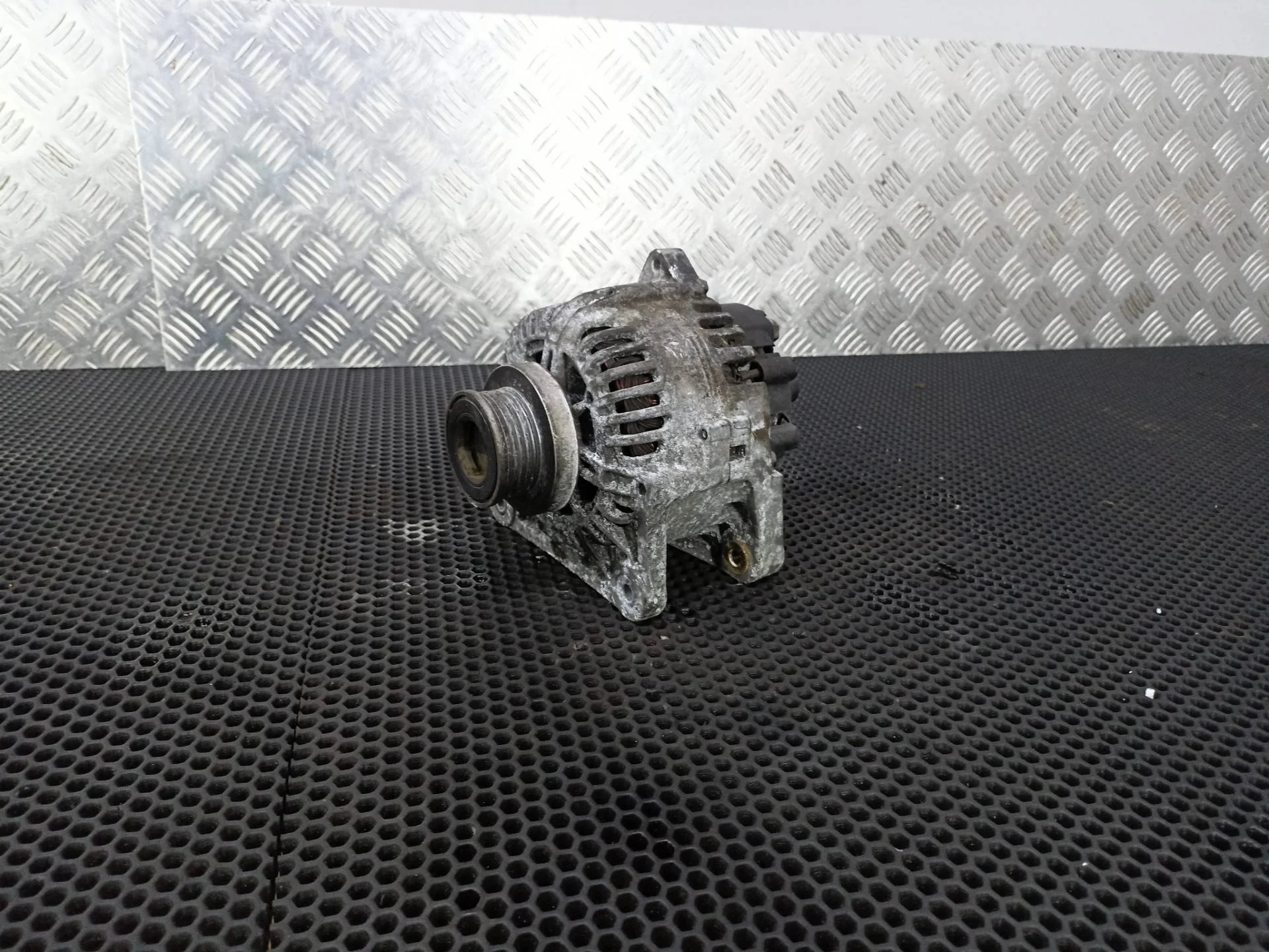 Генератор Renault Megane 2 2004 8200100907