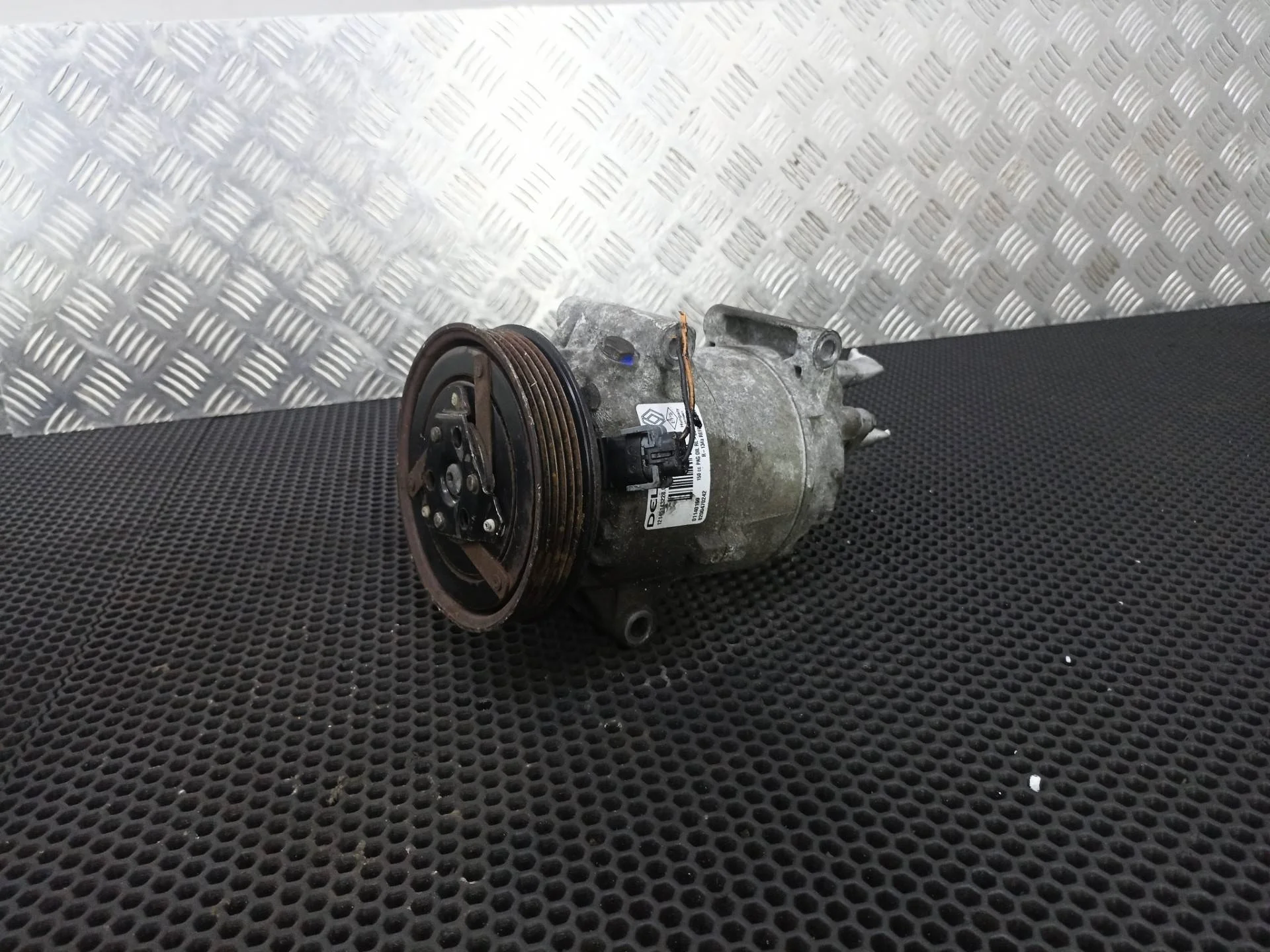 Компрессор кондиционера Renault Scenic 2 рест.