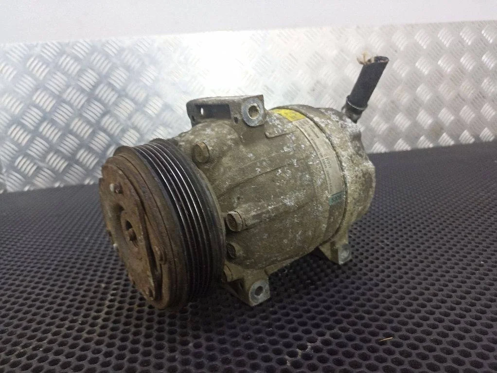Компрессор кондиционера Renault Trafic 2 2006