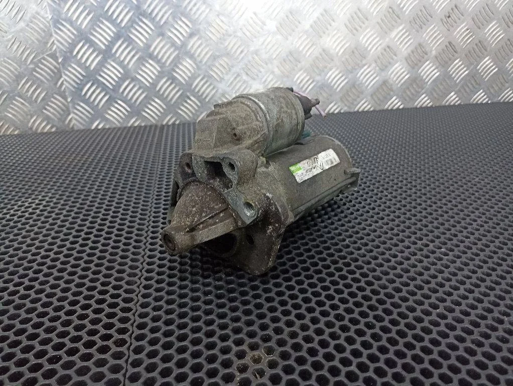 Стартер Renault Megane 2 рест. 2012 8200836473