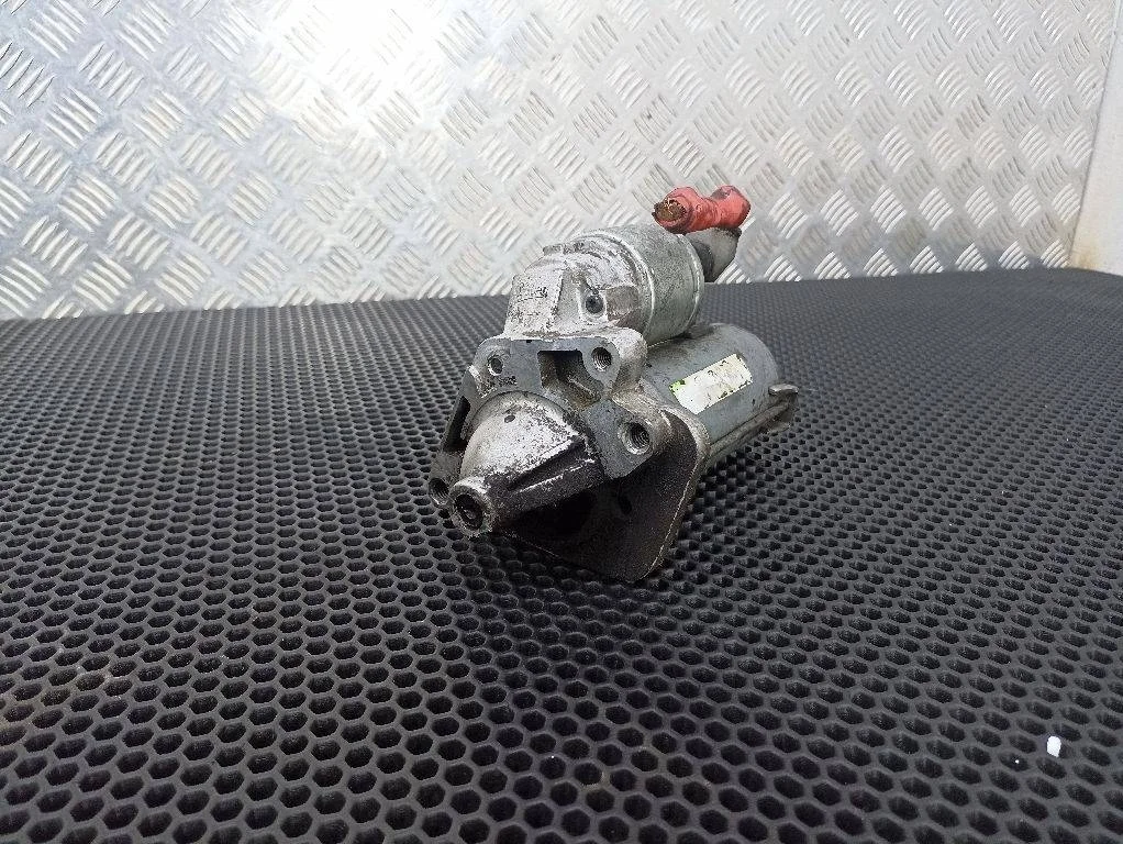 Стартер Renault Megane 3 2012 8200836473