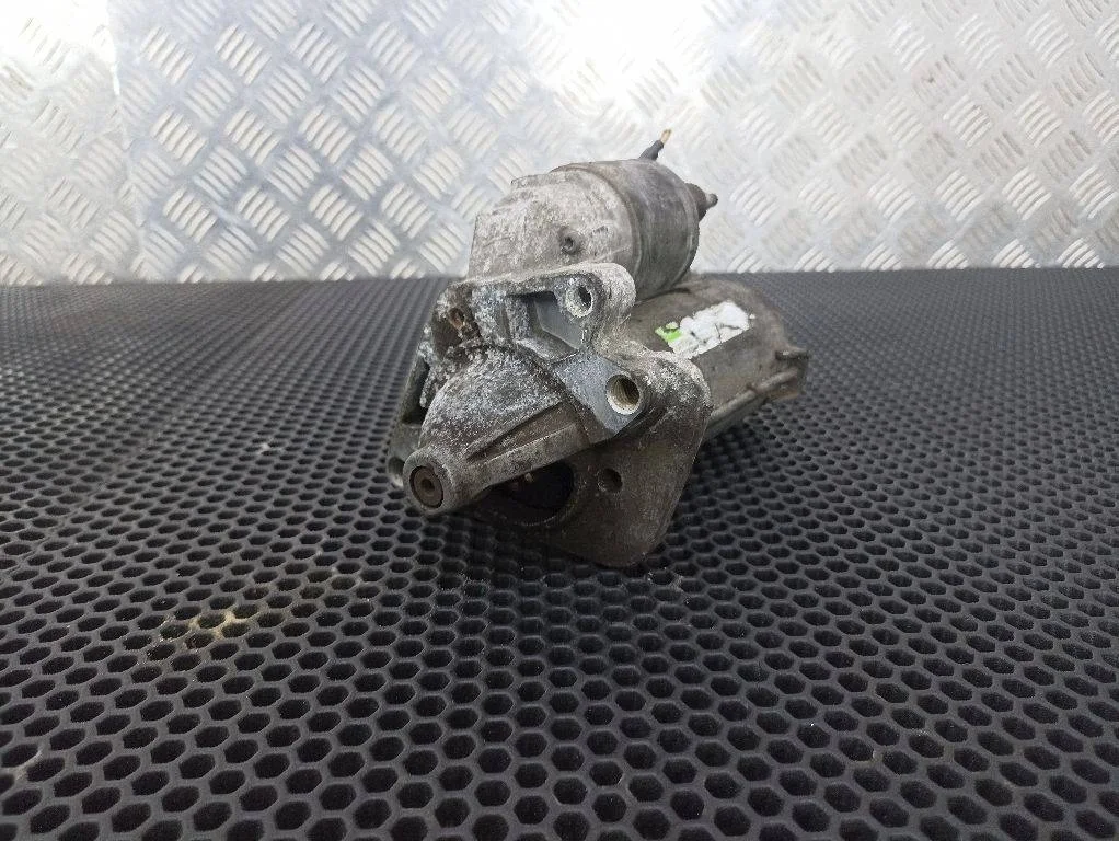 Стартер Renault Megane 3 2012 8200836473