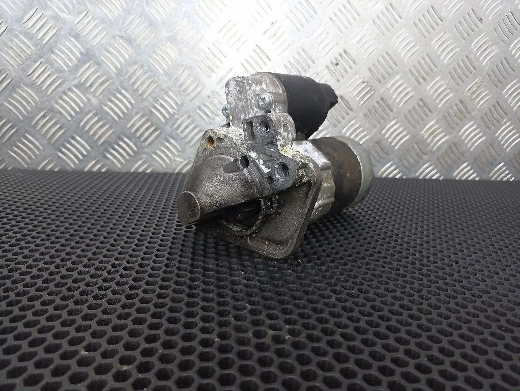 Стартер Renault Megane 2 2006 8200306595