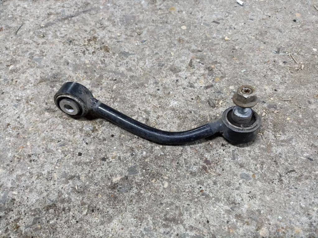 Стойка стабилизатора задняя Porsche Cayenne 958