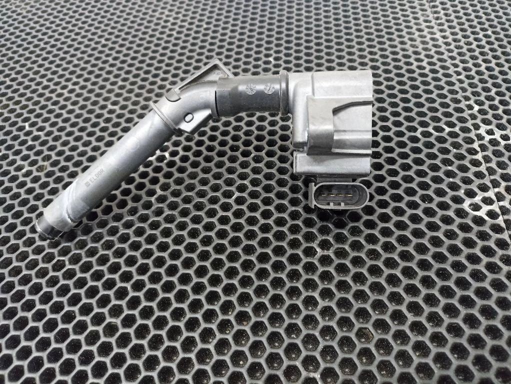 Катушка зажигания Renault Arkana 2020 224332935R