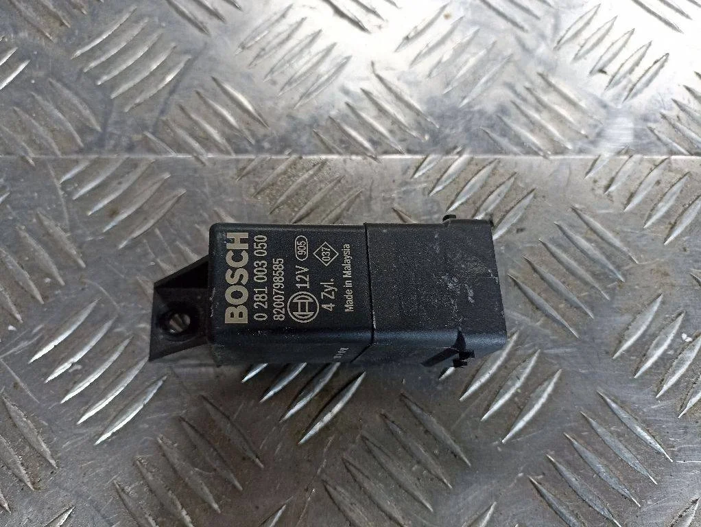 Реле накала свечей Nissan Qashqai J10 рест. 2012