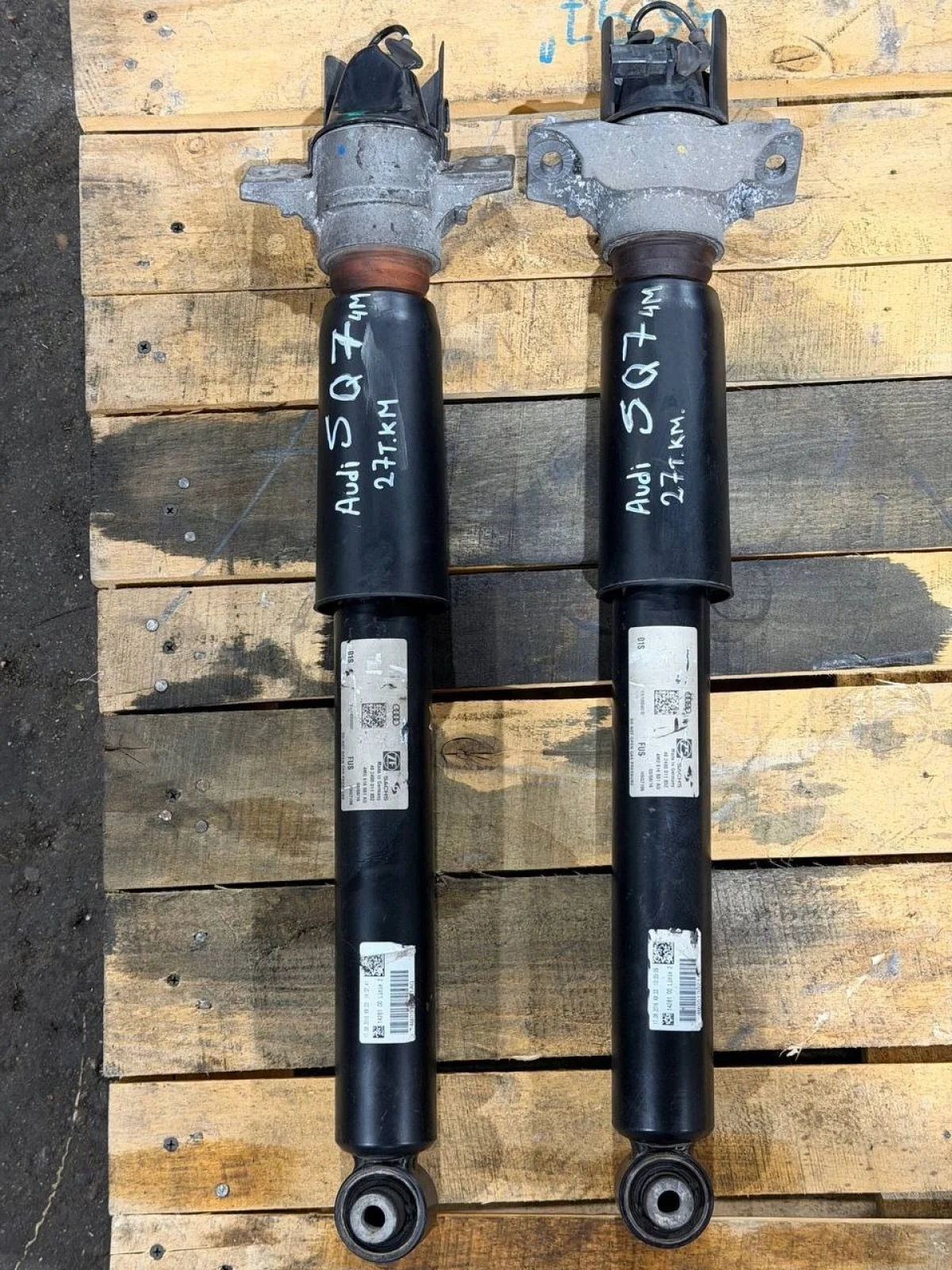 Задние стойки амортизаторы Audi SQ7 Q7