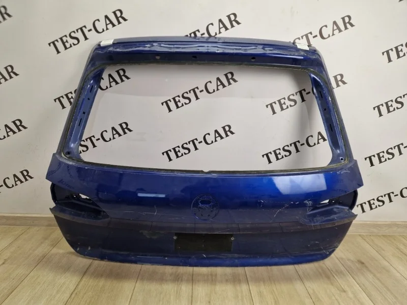 Крышка багажника VW Touareg 3 2019- CR7