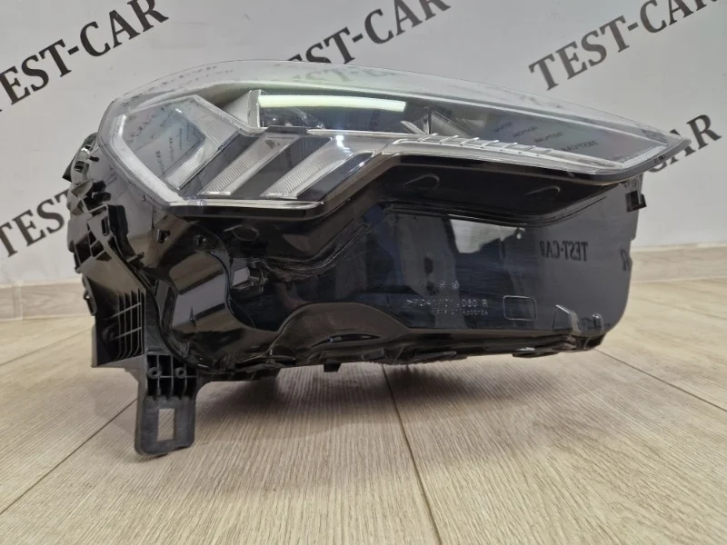 Фара full led в сборе Audi Q3 2019- F3B