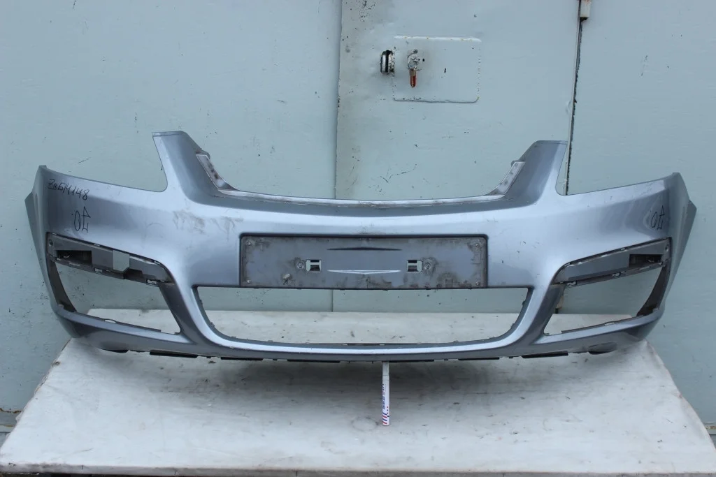 Бампер передний дорестайлинг Opel Zafira B ZbБМ148