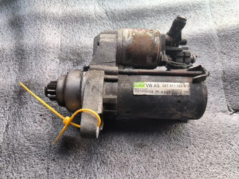 Стартер Volkswagen Polo BZG