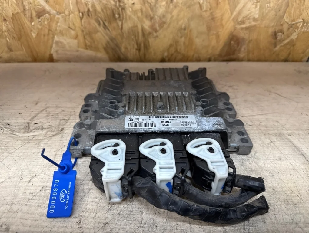 Блок управления двигателем Ford Mondeo SEBA