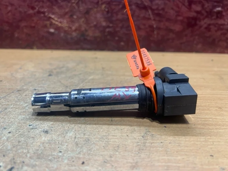 Катушка зажигания Skoda Octavia A5 CAXA