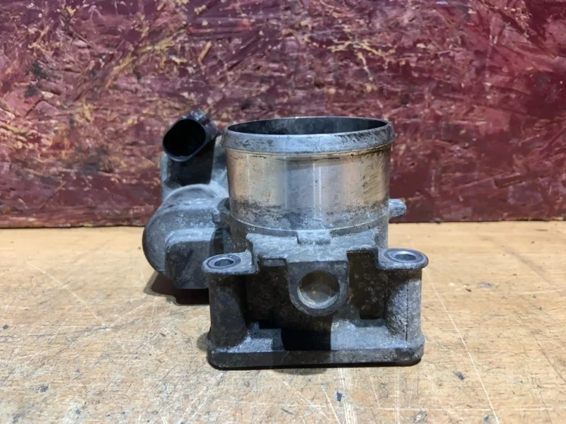 Дроссельная заслонка Kia Sorento D4HB