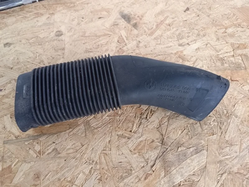 Воздухозаборник BMW X5 E70 N57D30B