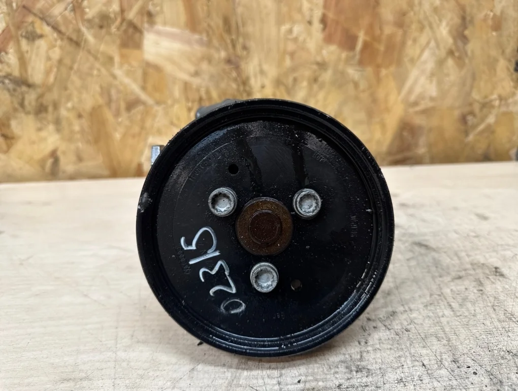 Насос гидроусилителя руля Volkswagen Touareg 1 GP