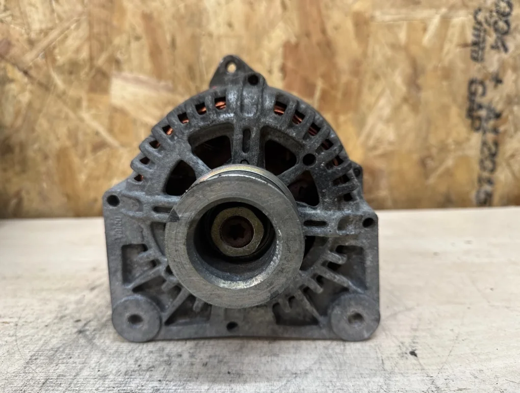 Генератор Renault Megane K4M761