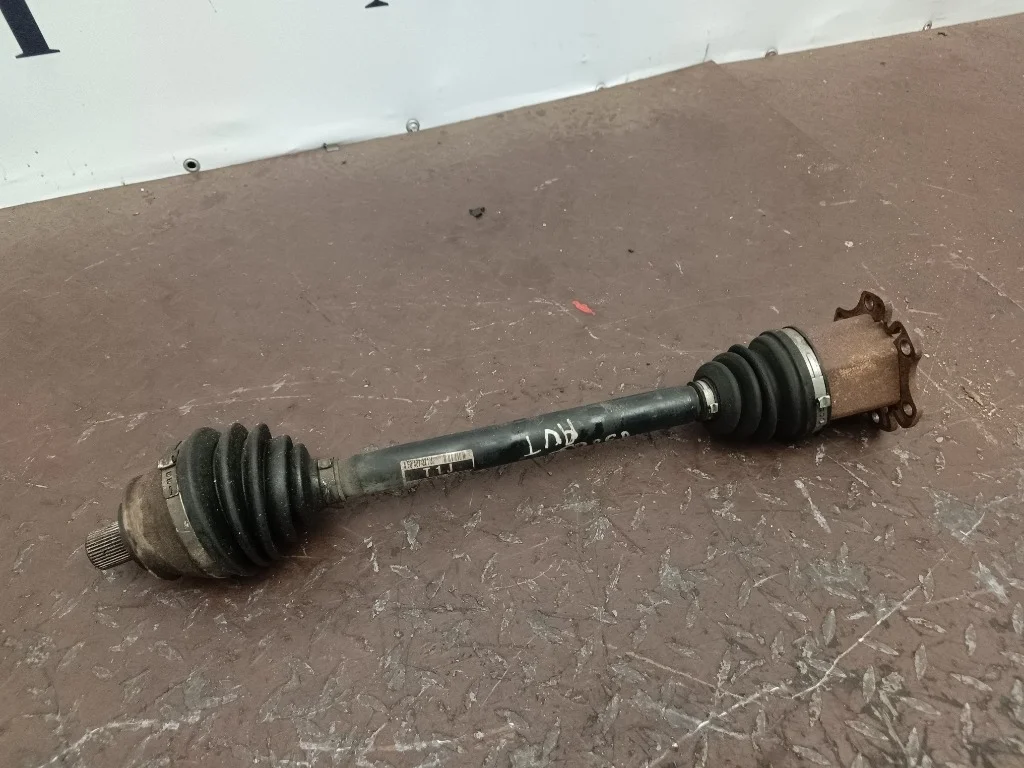 Привод передний правый Audi A6 C6 BDX