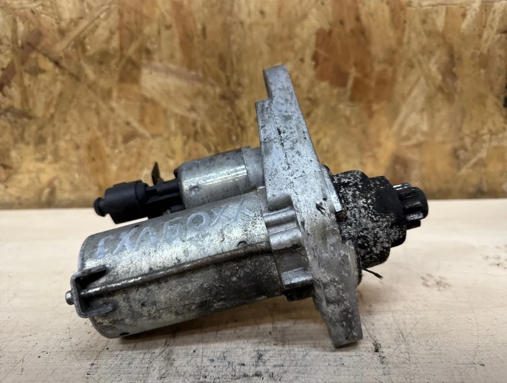 Стартер Volkswagen Polo BUD