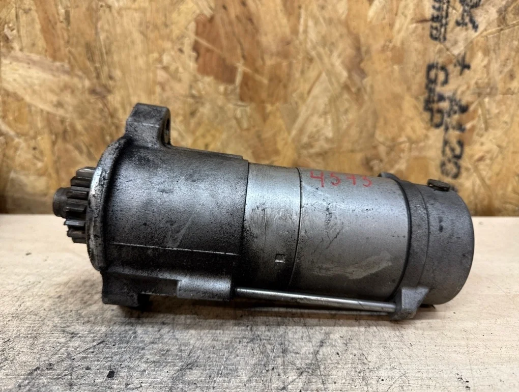 Стартер Volkswagen Touareg CRCA