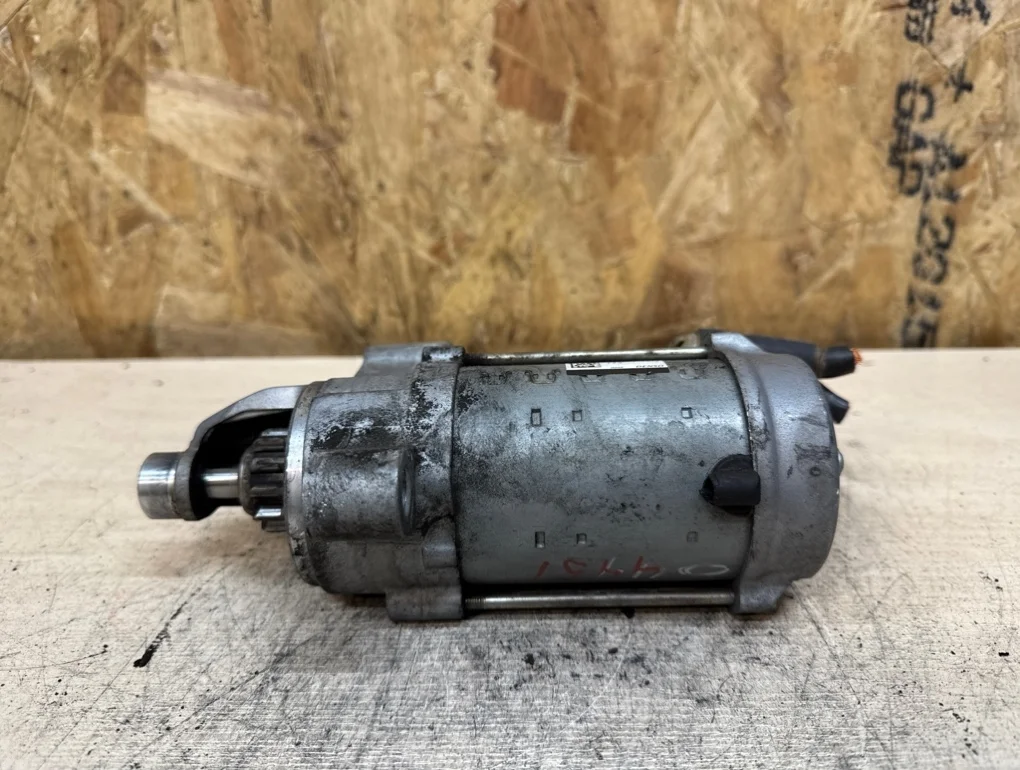 Стартер Audi A8 CJEB