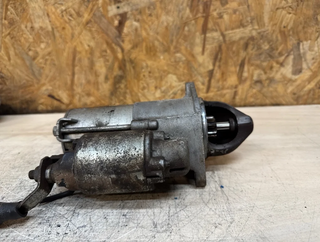 Стартер Opel Zafira Z18XER