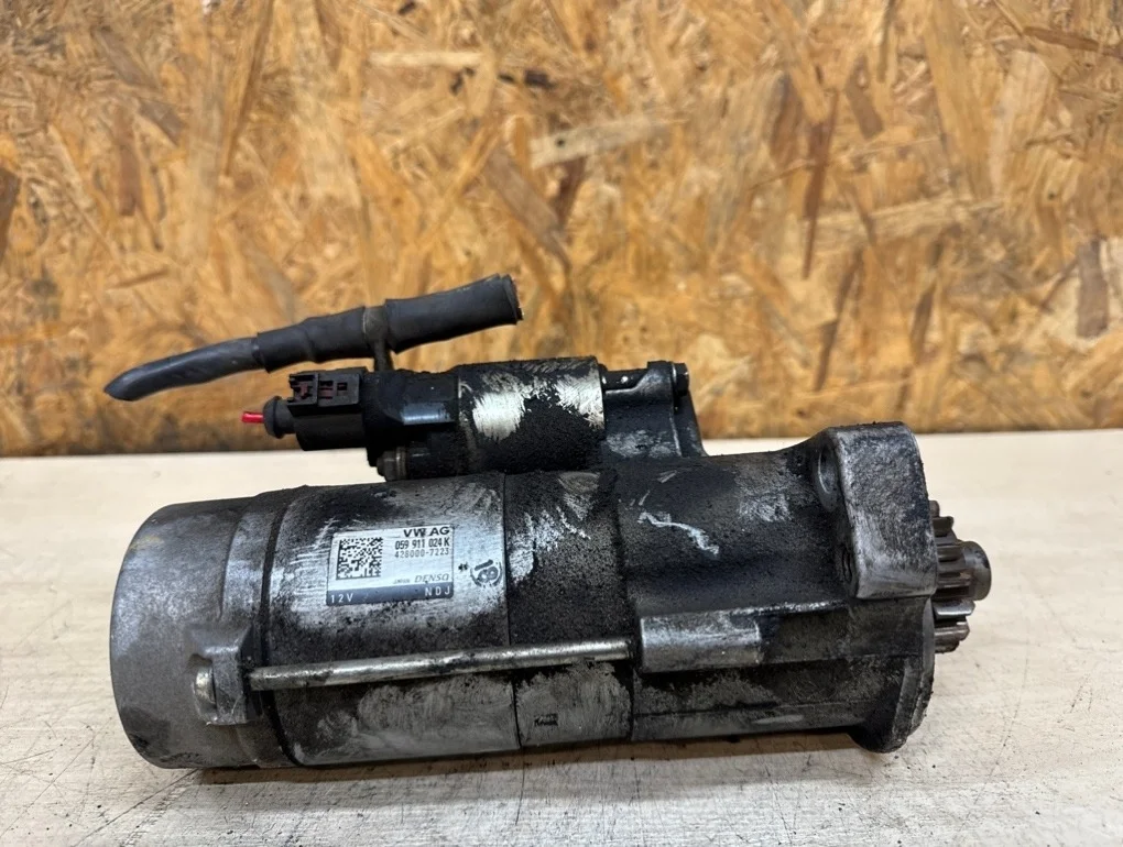 Стартер Volkswagen Touareg NF CRCA