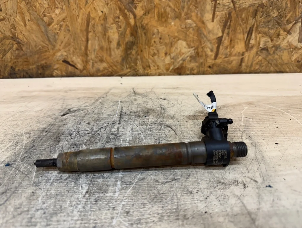 Форсунка топливная Land Rover Freelander 224DT