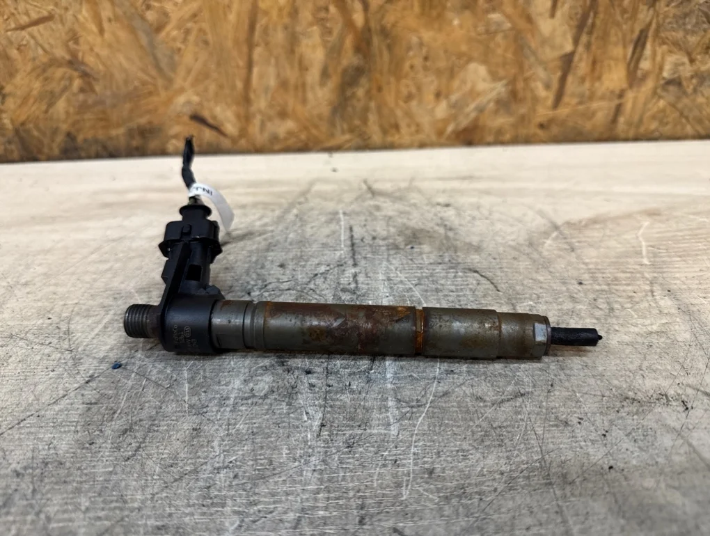 Форсунка топливная Land Rover Freelander 224DT