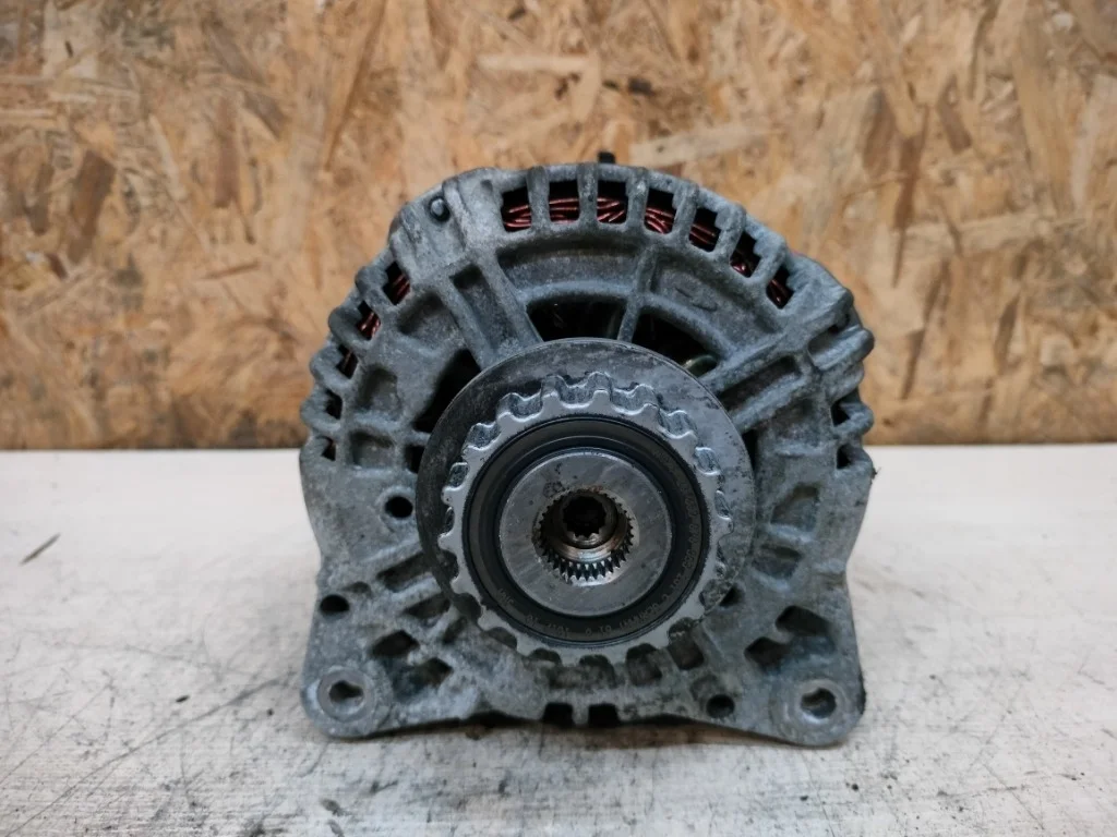 Генератор Volkswagen Touareg BAC