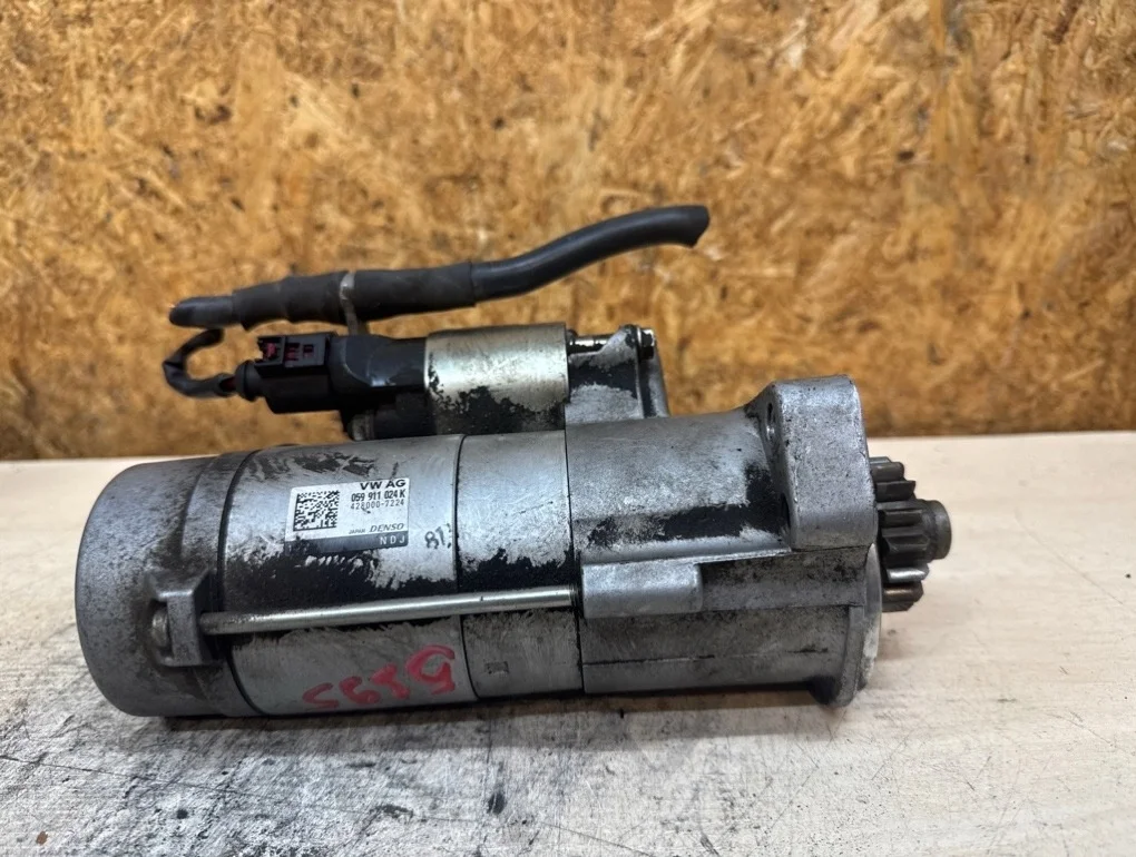 Стартер Volkswagen Touareg NF CJMA