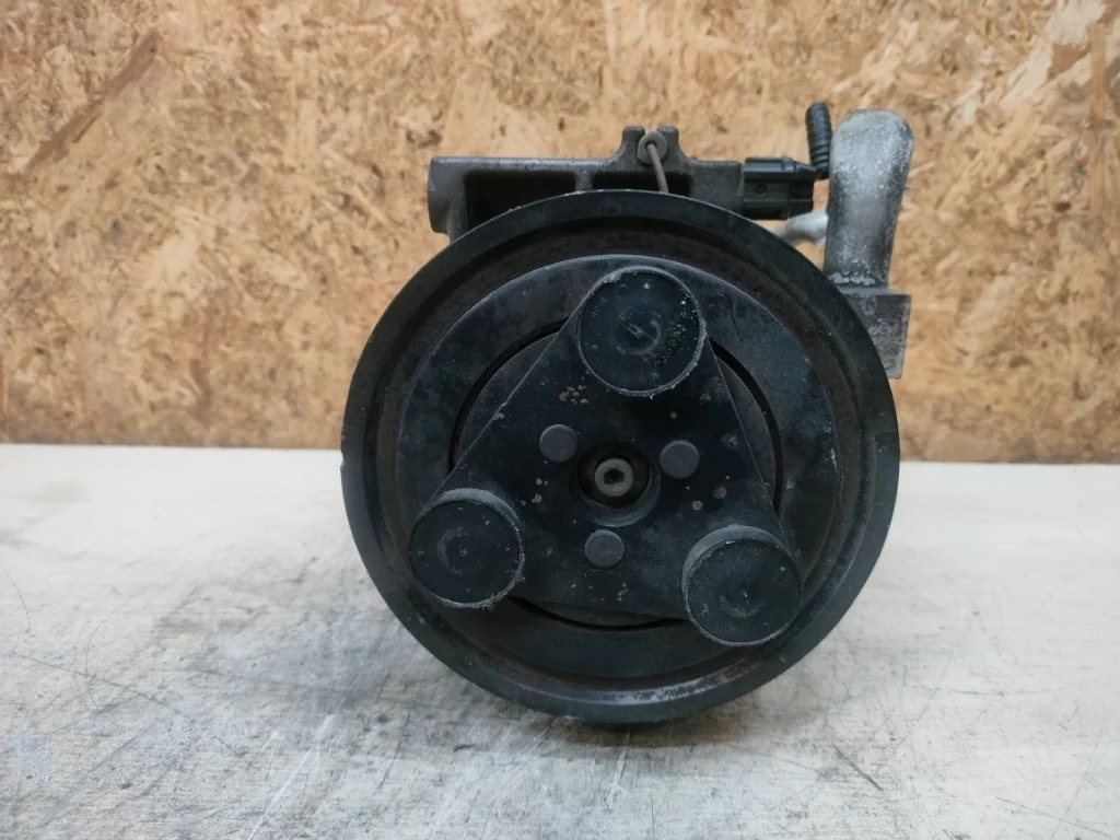 Компрессор кондиционера Nissan Pathfinder R51 YD25