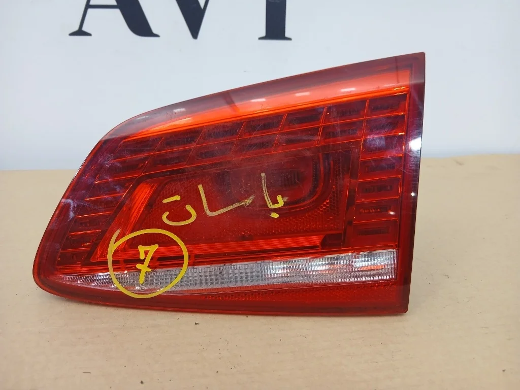 Фонарь задний левый задний левый Volkswagen Passat