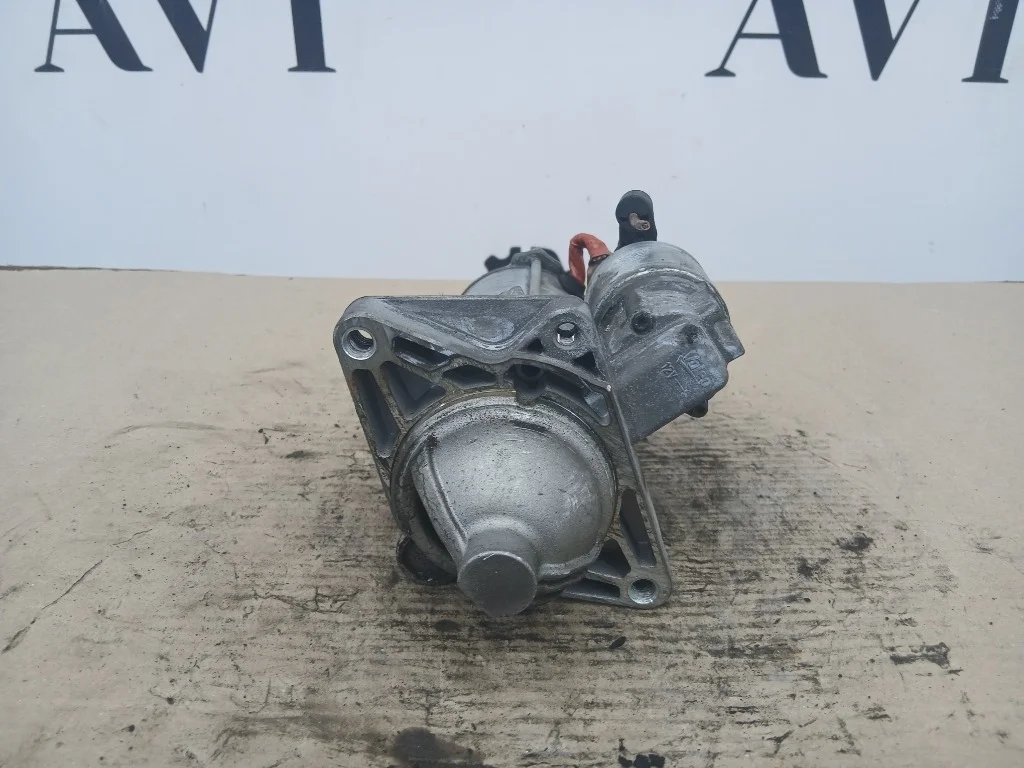 Стартер Nissan X-Trail M9R835