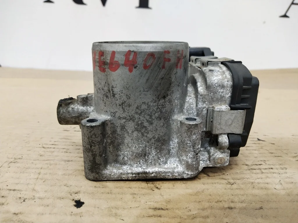 Дроссельная заслонка Skoda Fabia CBZB