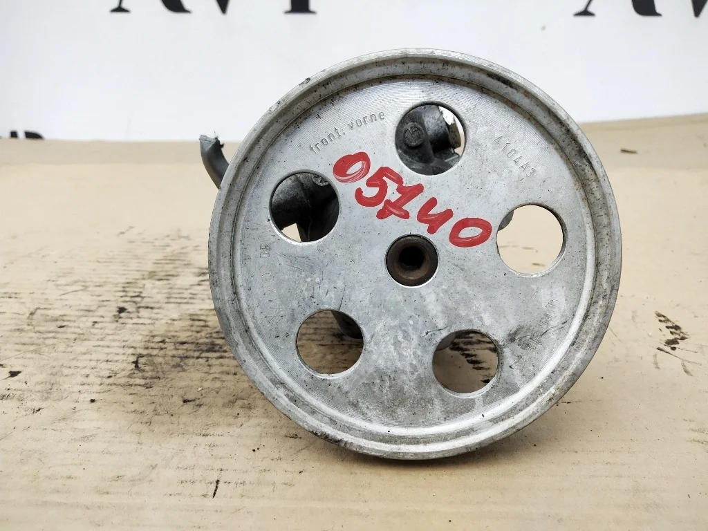 Насос гидроусилителя руля Audi A4 B8 CDH