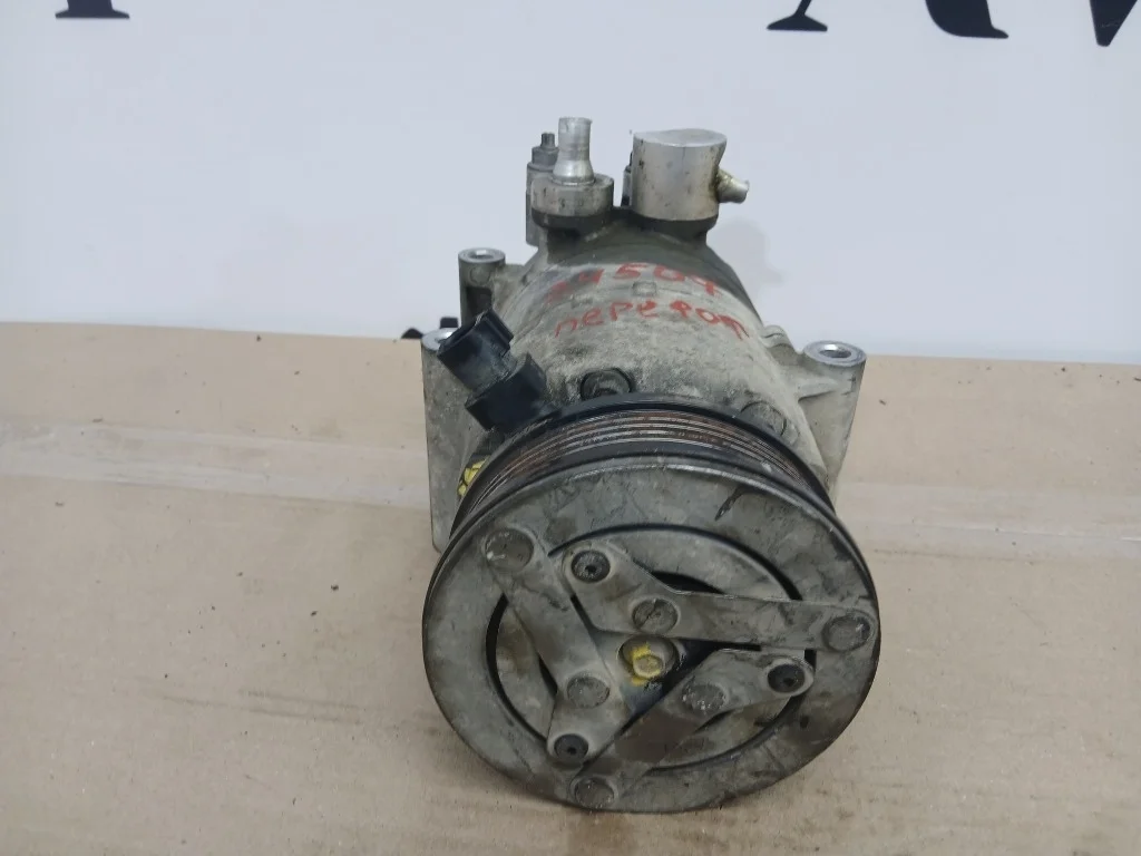 Компрессор кондиционера Ford C-Max QQDB