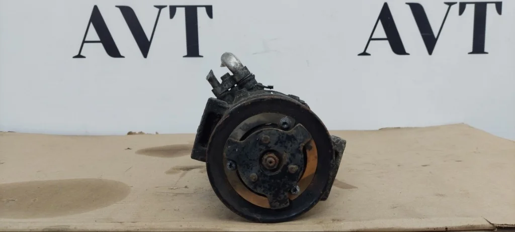 Компрессор кондиционера Opel Insignia A20NHT