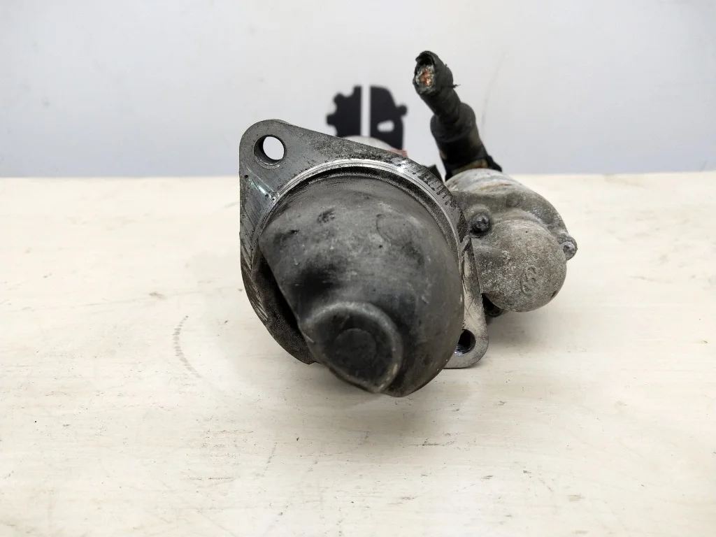 Стартер KIA Carens G4KA