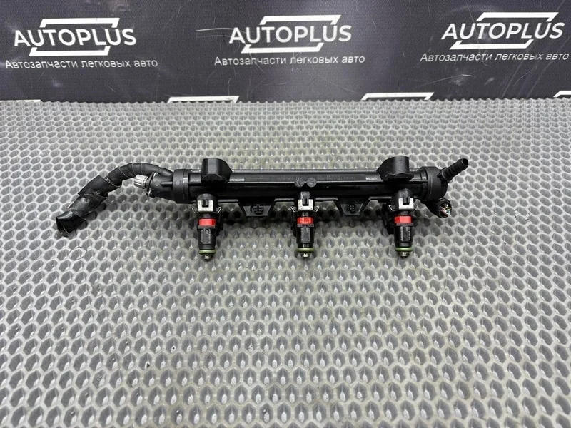 Топливная рампа Skoda Fabia 03E133320A ХЭТЧБЕК 1.2 CGPA