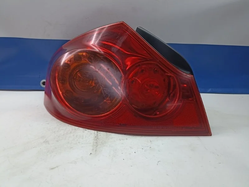 Фонарь Nissan Skyline 2007 26555JK000 PV36, задний левый