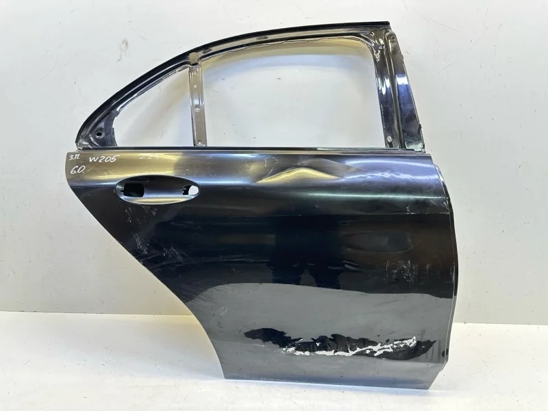 Дверь Mercedes-Benz -Class 2015-2018 W205